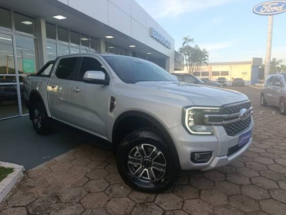 FORD RANGER 3.0 V6 TURBO DIESEL CD XLT 4X4 AUTOMÁTICO FORD RANGER 3.0 V6 TURBO DIESEL CD XLT 4X4 AUTOMÁTICO